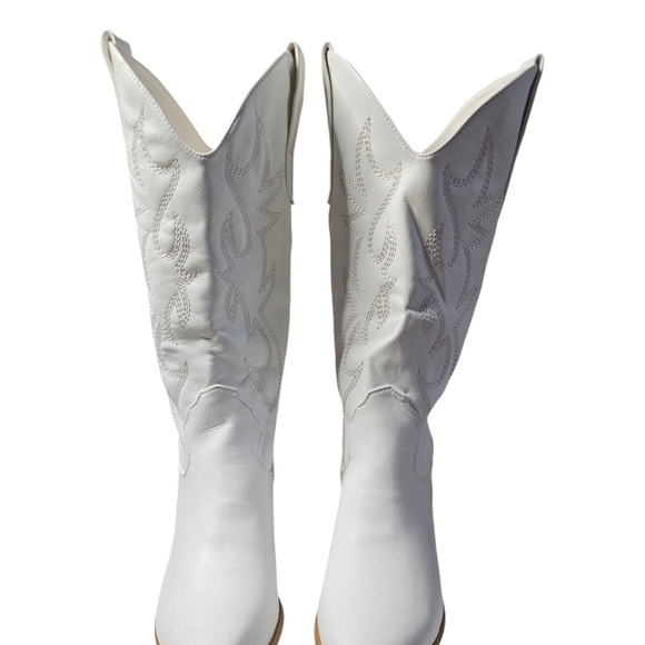 Women's White Western Boots - Picture 1 of 6